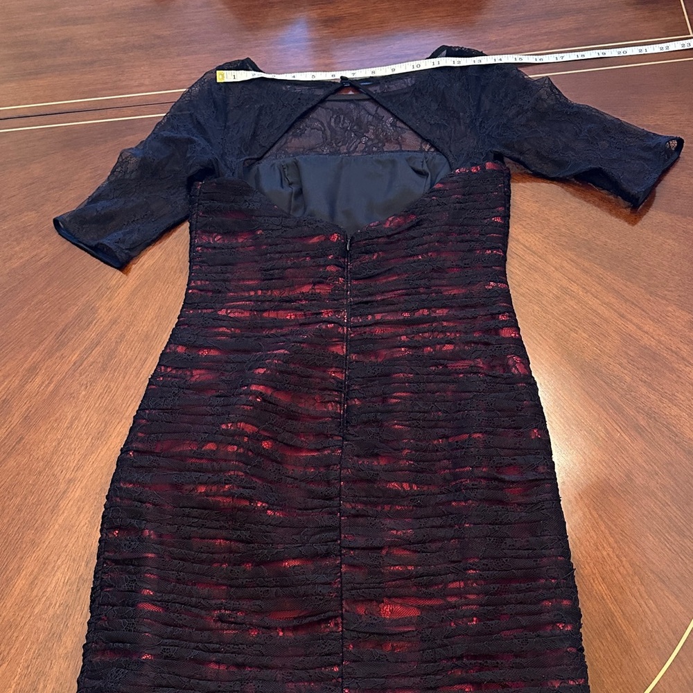 Monique Lhuillier LM Black Lace & Red Ruched Cocktail Dress Size 4 - Picture 8 of 14